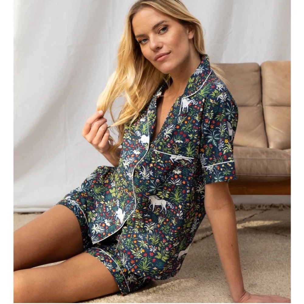 Printfresh Blue and Green Botanical Pajama Top, size M.